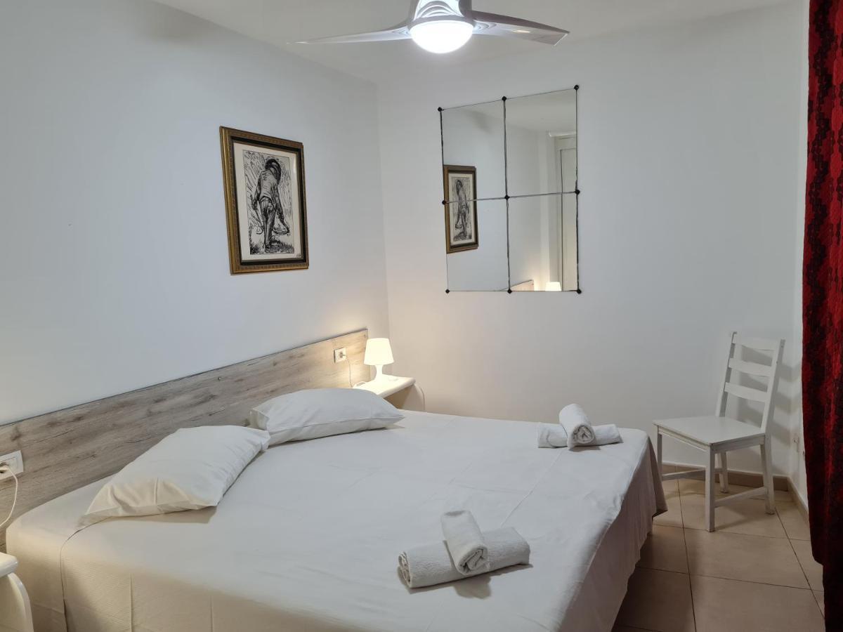 Habitaciones Nathaly Armenime Eksteriør bilde