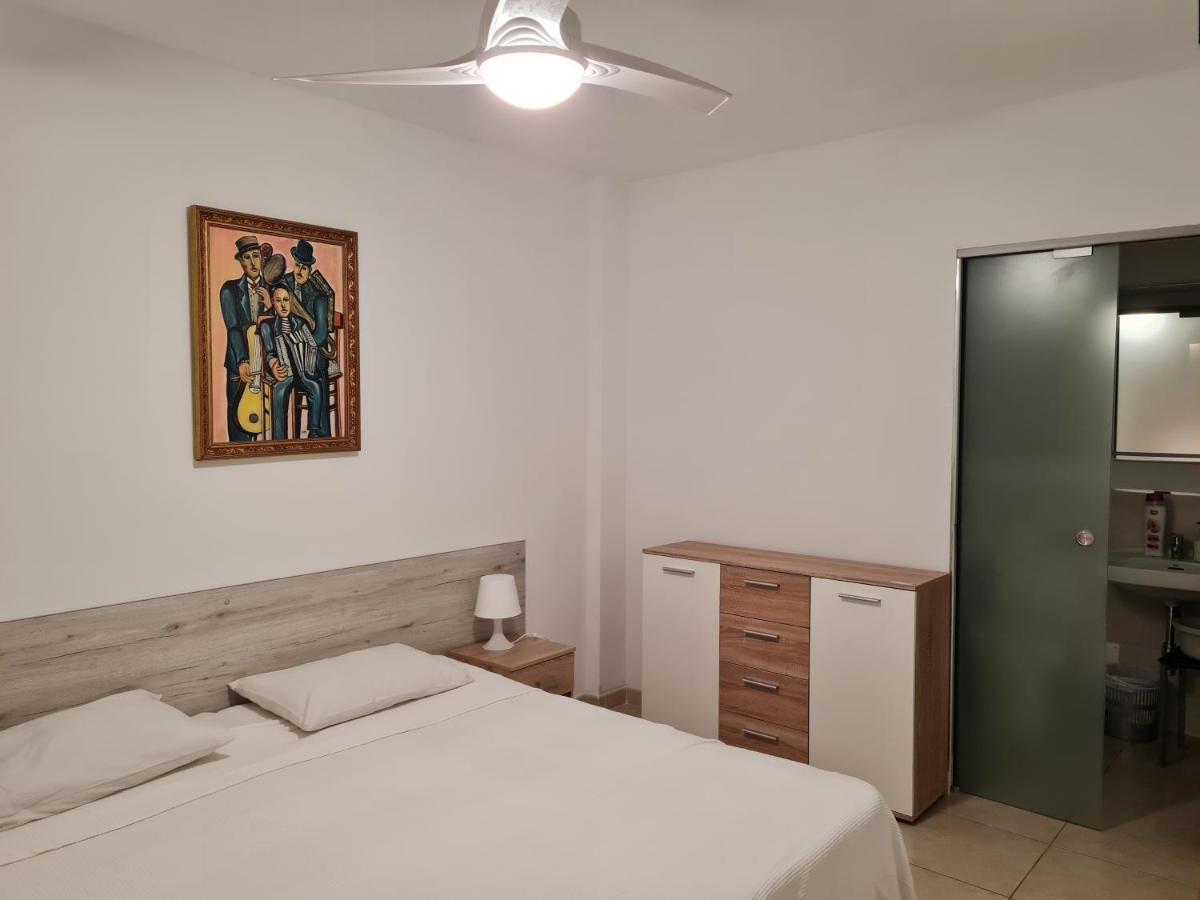 Habitaciones Nathaly Armenime Eksteriør bilde
